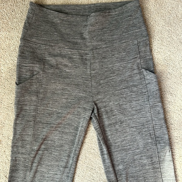 Lou & Grey Flare Leggings - Picture 2 of 8